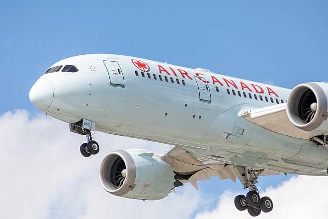 Air Canada plane. Credit: sockagphoto/Shutterstock.