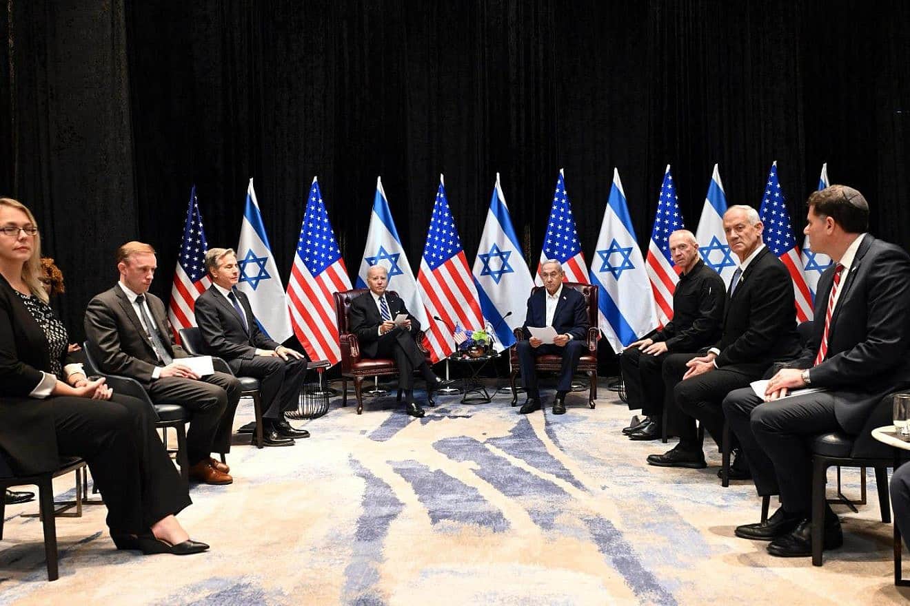 U.S. President Joe Biden and Israeli Prime Minister Benjamin Netanyahu, and their respective governmental teams, meet in Tel Aviv about the war with the Hamas terror organization that rules the Gaza Strip, Oct. 18, 2023. Credit: Avi Ohayon/GPO.