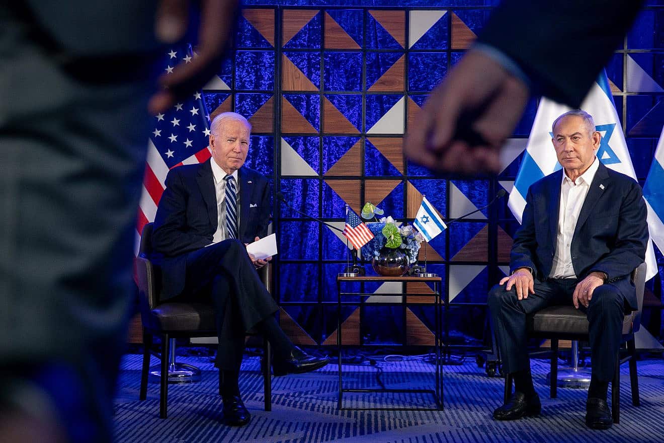 U.S. President Joe Biden meets with Israeli Prime Minister Benjamin Netanyahu in Tel Aviv, Oct. 18, 2023. Photo by Miriam Alster/Flash90.