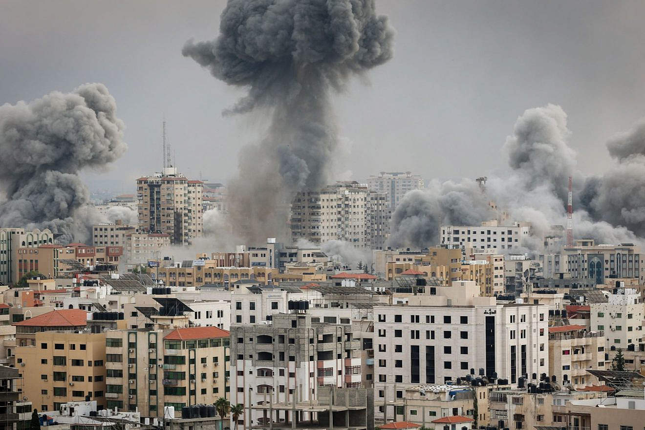 Smoke rises after Israeli airstrikes in the Gaza Strip on Oct. 9, 2023. Credit: Atia Mohammed/Flash90.