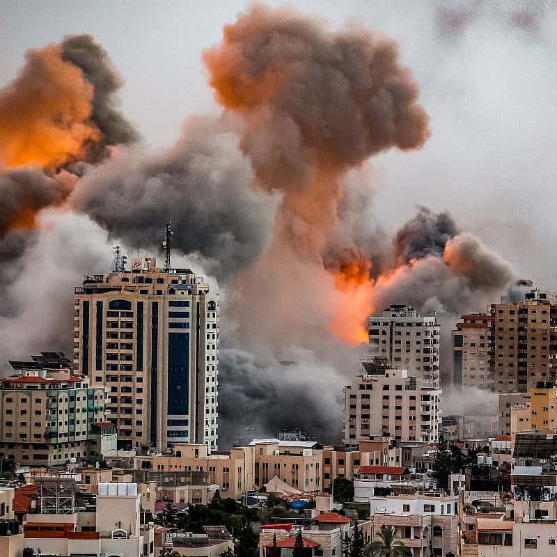 Fire and smoke rise during Israeli airstrikes in the Gaza Strip, Oct. 9, 2023. Photo by Atia Mohammed/Flash90.