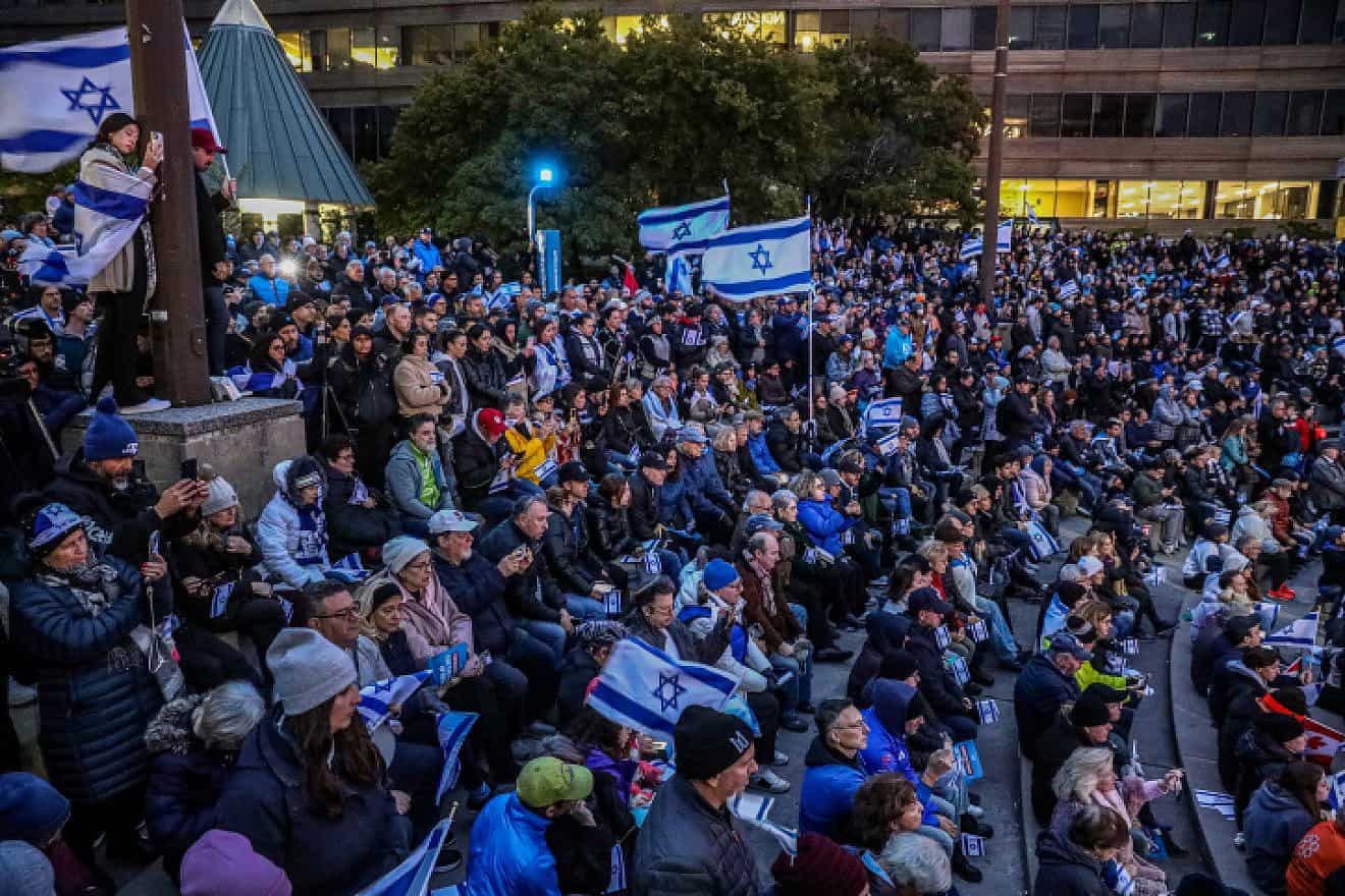 More than 35,000 attend a rally in support of Israel, amid heavy security, in Toronto, Canada, on Oct. 9, 2023. Photo by Doron Horowitz/Flash90.