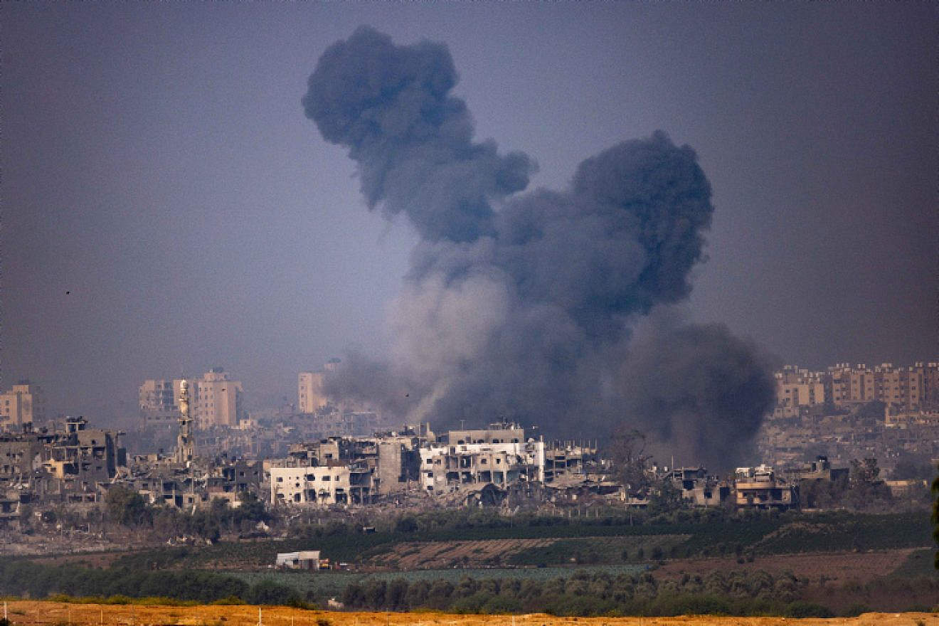 Israel Air Force strikes on terrorist targets in the Gaza Strip, as seen from the Israeli side of the border, Oct. 28, 2023. Photo by Yonatan Sindel/Flash90.