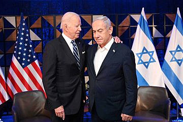 U.S. President Joe Biden and Israeli Prime Minister Benjamin Netanyahu in Tel Aviv, Oct. 18, 2023. Photo by Avi Ohayon/GPO.
