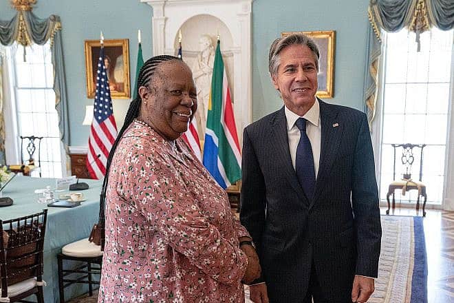 South African Foreign Minister Naledi Pandor with U.S. Secretary of State Antony Blinken in Washington, Sept. 15, 2022, Photo by Freddie Everett/State Department via Wikimedia Commons.