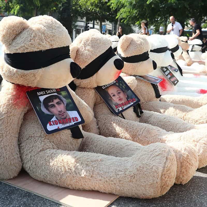 Israelis place teddy bears in Tel Aviv's Dizengoff Square to call for the release of more than 200 hostages being held captive by Hamas in Gaza, Oct. 25, 2023. Photo by Gideon Markowicz/TPS.