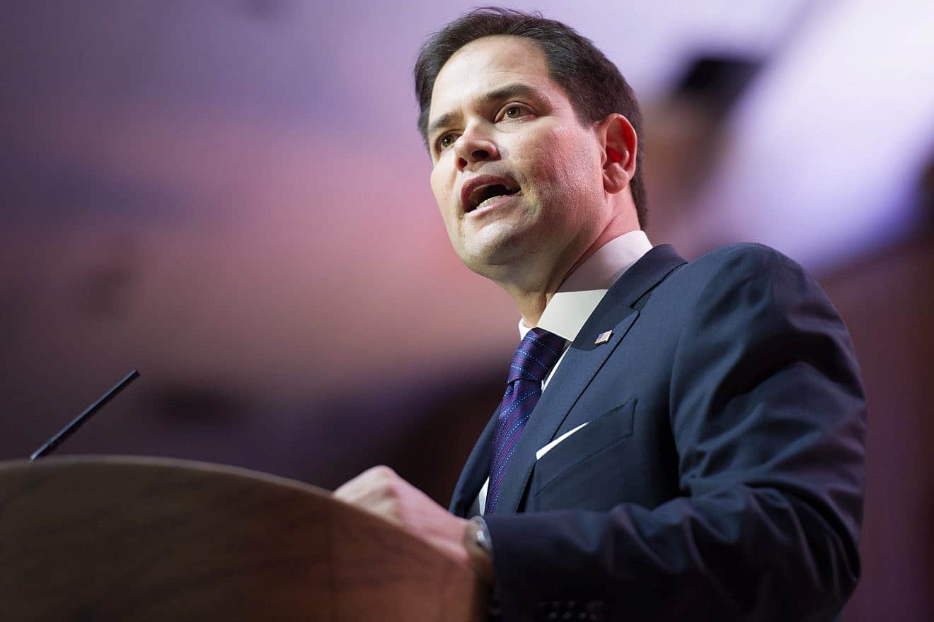 Sen. Marco Rubio (R-Fla.) speaks at the Conservative Political Action Conference at the National Harbor in Maryland on March 6, 2014. Credit: Christopher Halloran/Shutterstock.