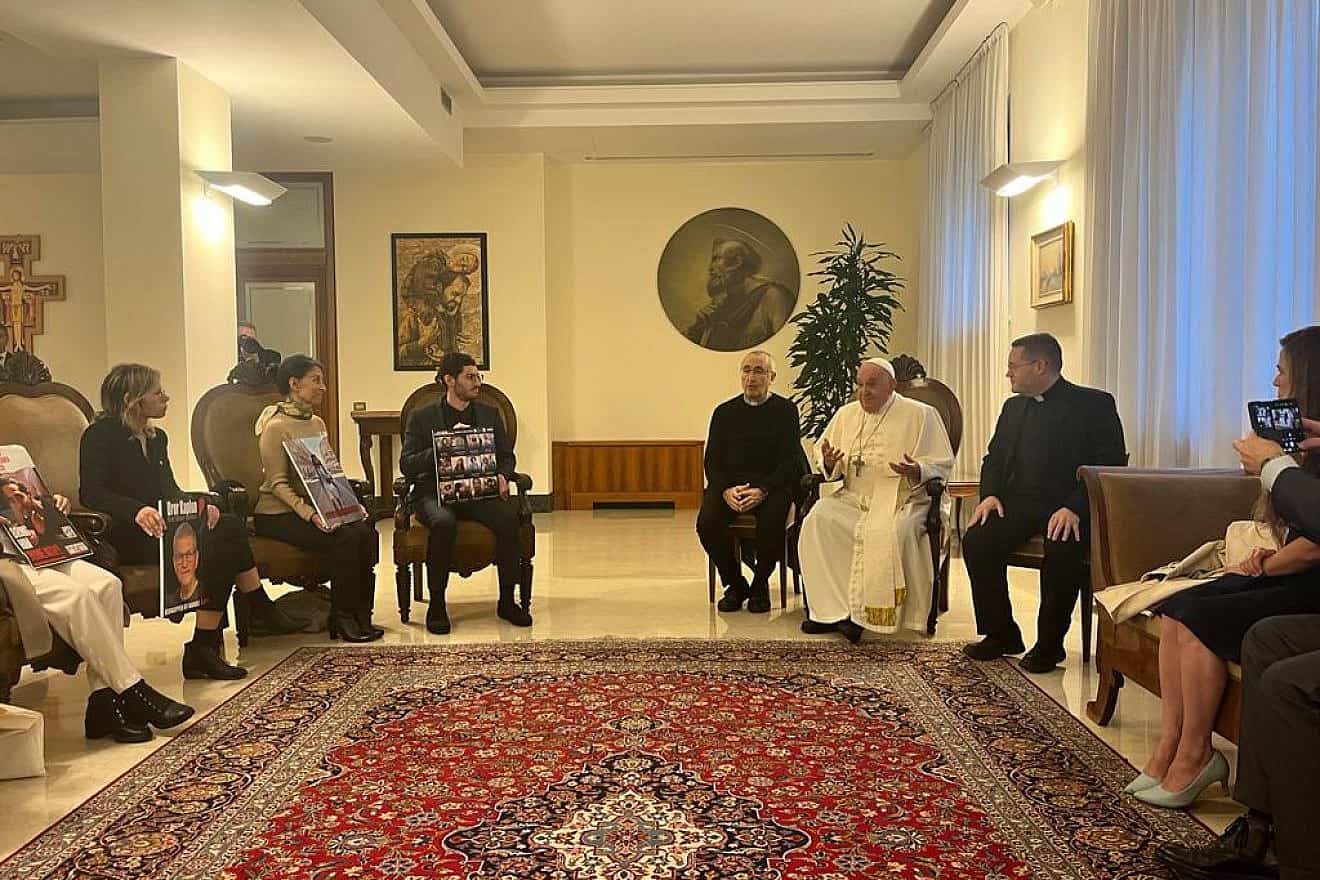 Pope Francis meets at the Vatican with relatives of Israelis held captive in the Gaza Strip, Nov. 22, 2023. Photo by Yair Rotem.