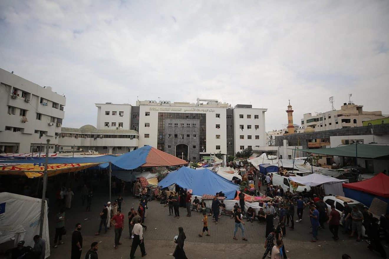 Shifa Hospital in Gaza City, Oct 29, 2023. Photo by Majdi Fathi/TPS.