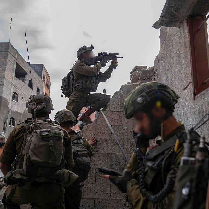 Israeli troops operating in the Hamas-ruled Gaza Strip, Dec. 10, 2023. Credit: IDF.