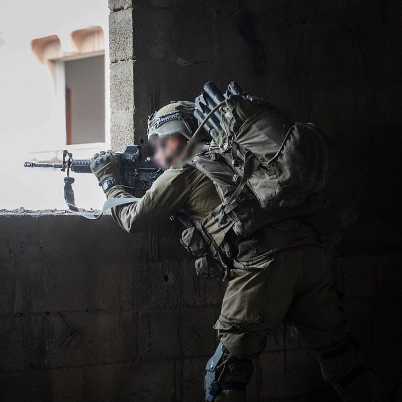 Israeli troops operating in the Hamas-ruled Gaza Strip, Dec. 17, 2023. Credit: IDF.