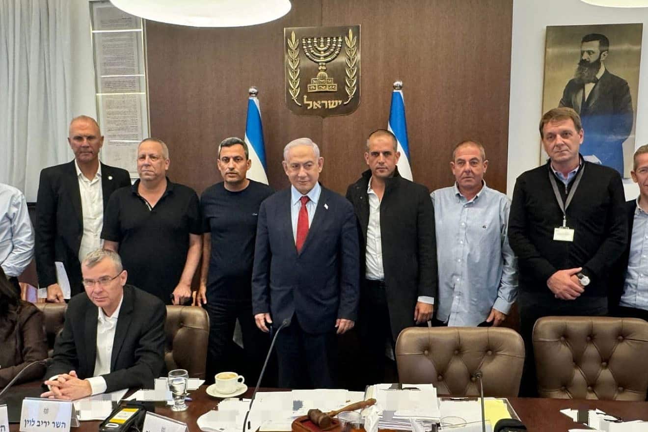 Prime Minister Benjamin Netanyahu and other ministers meet with the heads of local authorities from the area adjacent to the Gaza Strip, Dec. 10, 2023. Credit: Prime Minister's Office Spokesperson.