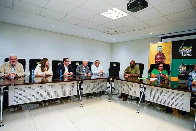 An ANC delegation and South African Communist Party leader Solly Mapaila hold a bilateral meeting with Hamas and Fatah delegations at Chief Albert Luthuli House in Johannesburg, Dec. 5, 2023. Source: ANC SECRETARY GENERAL | Fikile Mbalula/X.