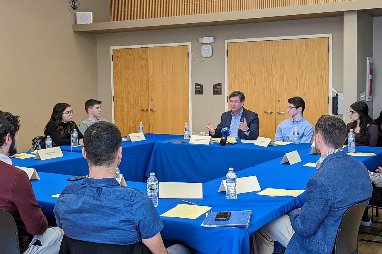 Rep. Brad Schneider (D-Ill.) meets with 13 college students to discuss antisemitism on campus on Dec. 18, 2023 in a Chicago suburb. Credit: Courtesy.