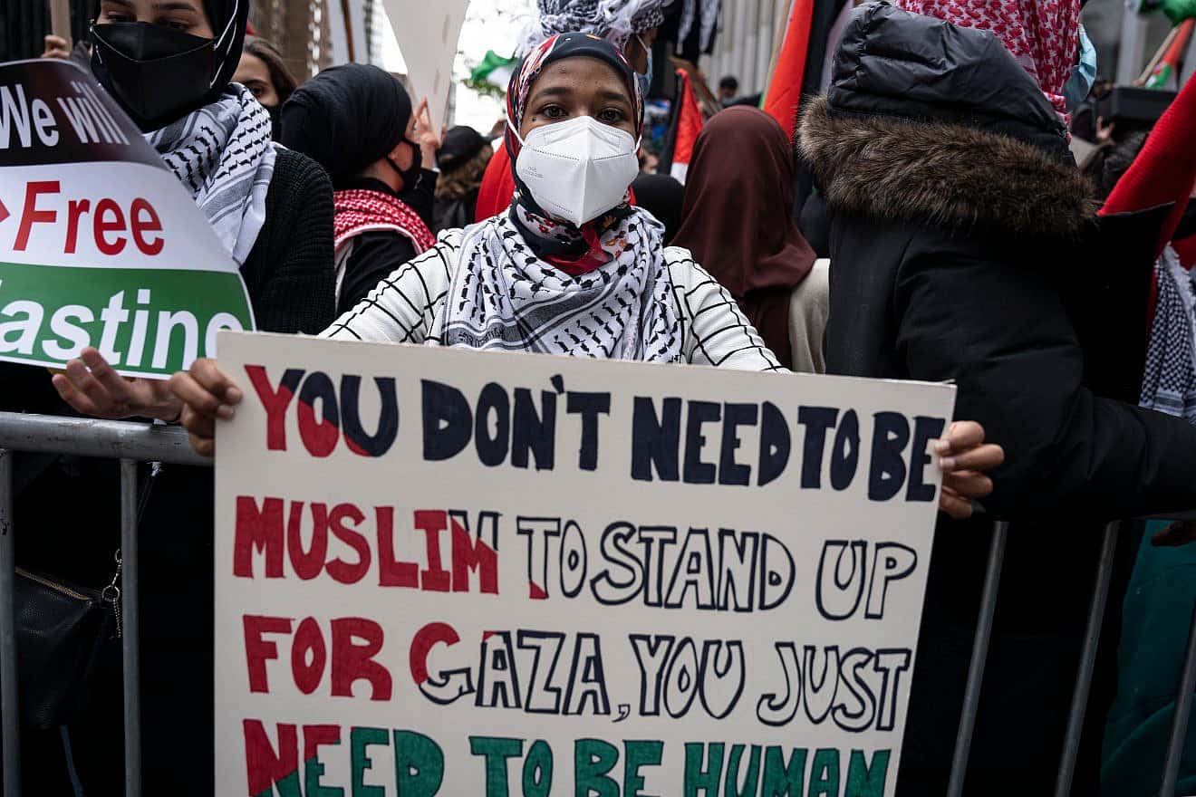 Pro-Palestinian protesters in New York City, following the police murder of George Floyd in Minneapolis, as part of the Black Lives Matter marches at the height of the COVID-19 pandemic across the United States, May 13, 2020. Credit: Luis Yanez/Shutterstock.