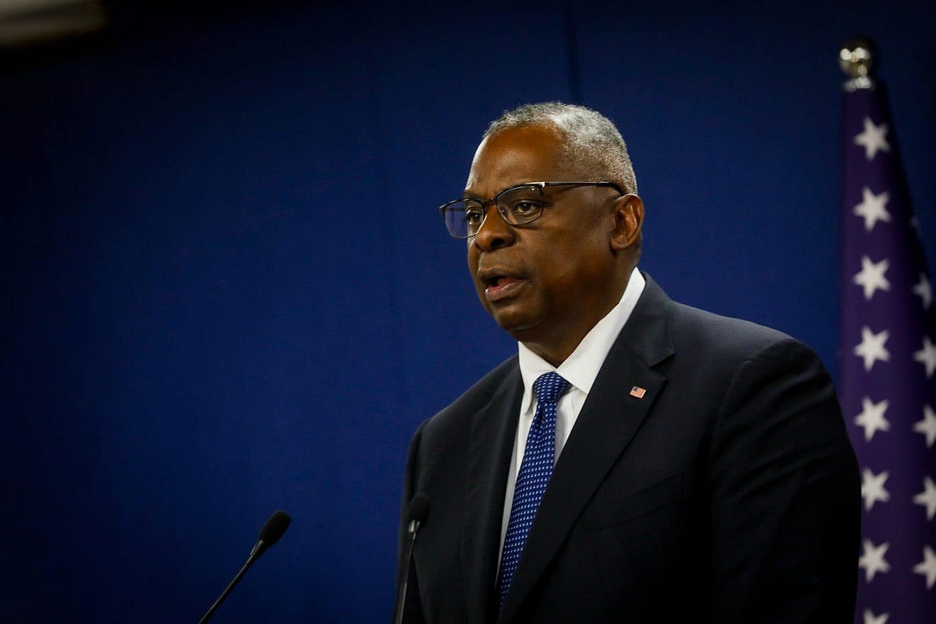 U.S. Defense Secretary Lloyd Austin during a joint statement on Oct. 13, 2023 at the Kirya in Tel Aviv with Yoav Galant, the Israeli minister of defense. Credit: Miriam Alster/Flash90.