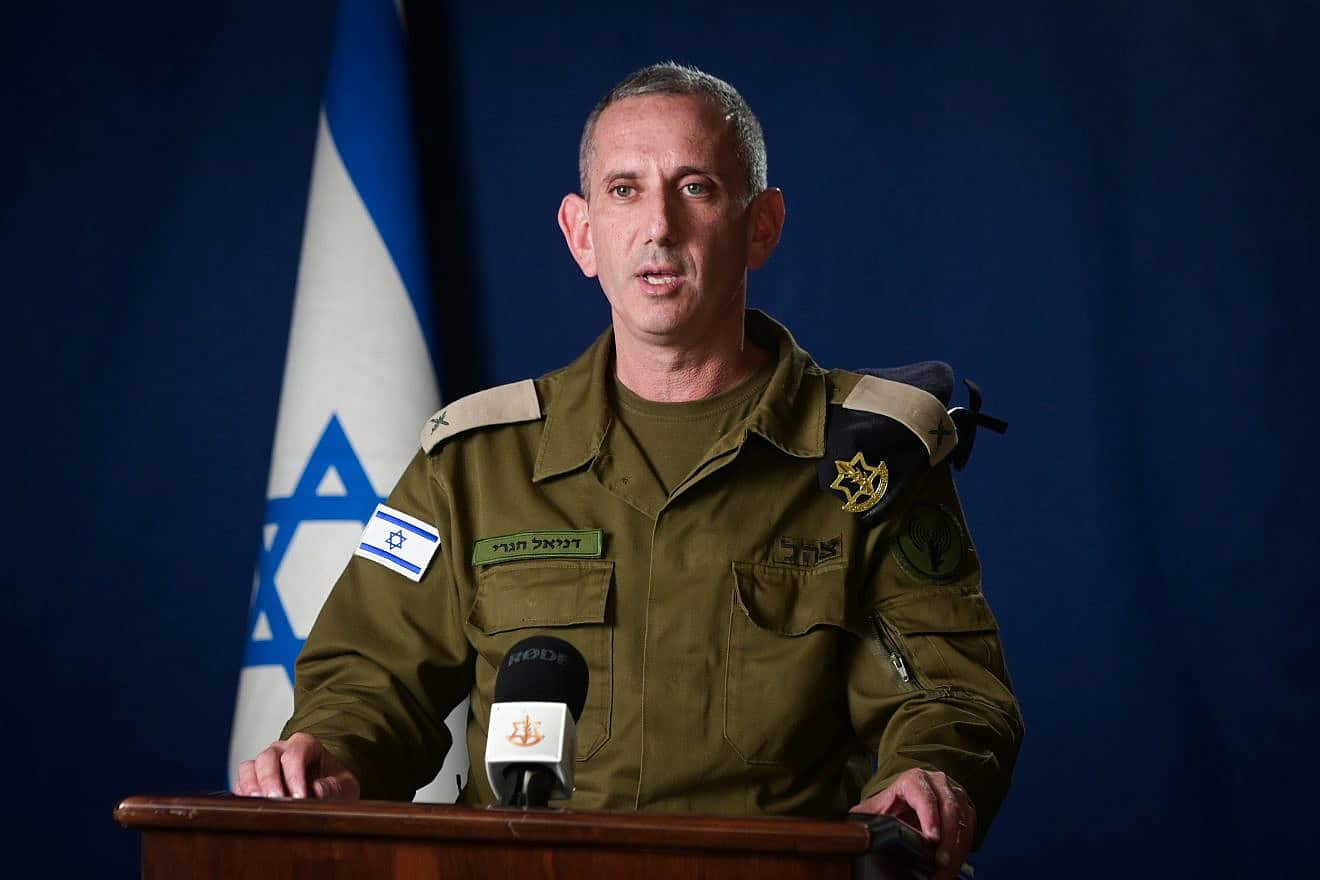 IDF Spokesperson Rear Adm. Daniel Hagari briefs reporters in Tel Aviv, Oct. 16, 2023. Photo by Avshalom Sassoni/Flash90.