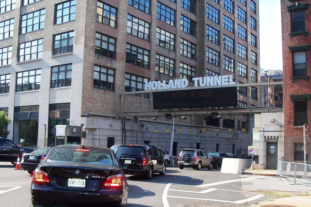 The entrance to the Holland Tunnel from New York City. Credit: Wikimedia Commons.
