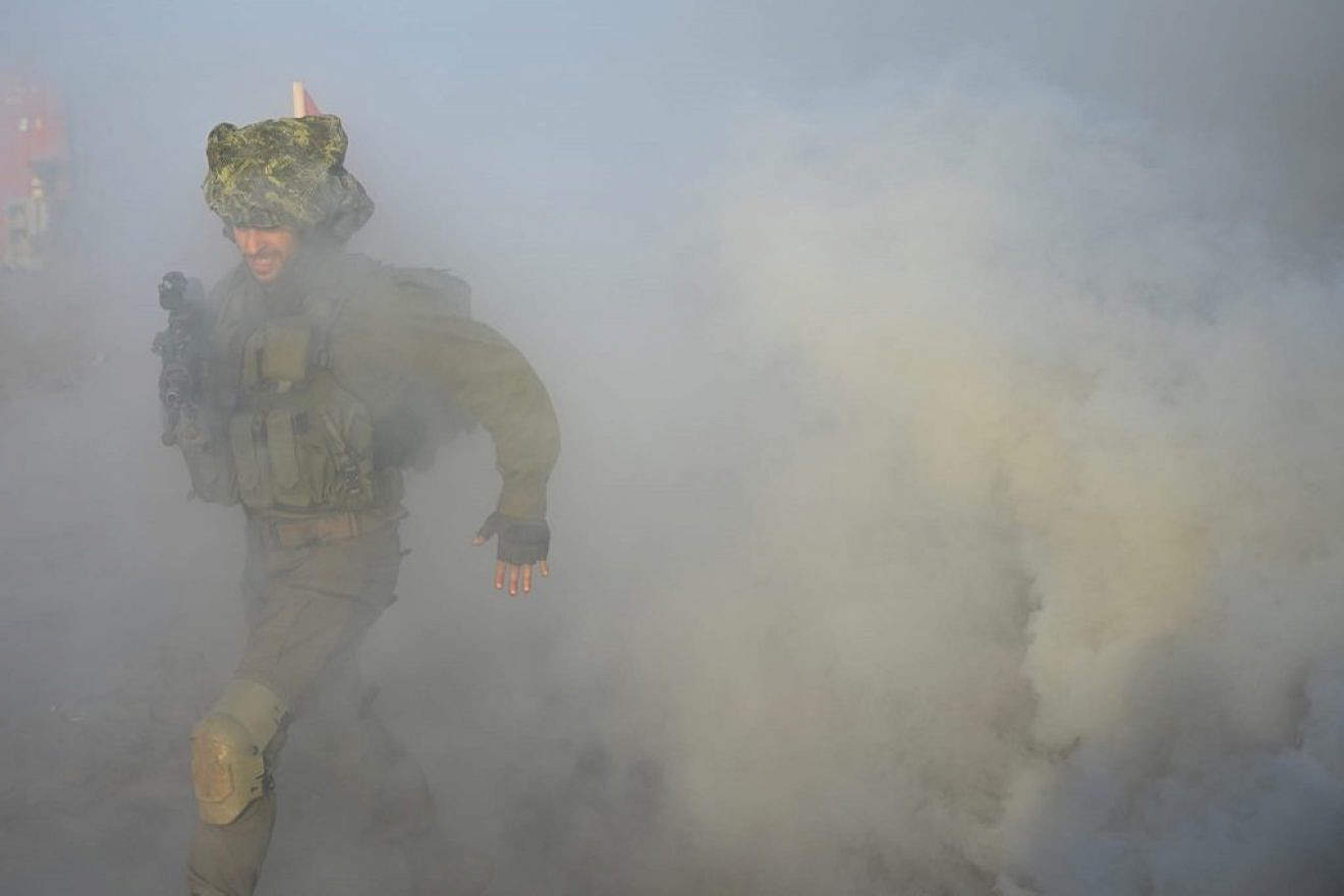 An IDF reservist trains on the Golan Heights, Jan. 4, 2024. Photo by Yoav Dudkevich/TPS.