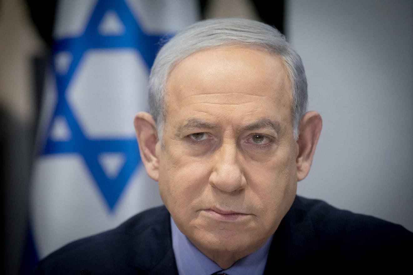 Israeli Prime Minister Benjamin Netanyahu leads a Cabinet meeting at IDF headquarters in Tel Aviv, Dec. 31, 2023. Photo by Miriam Alster/Flash90.