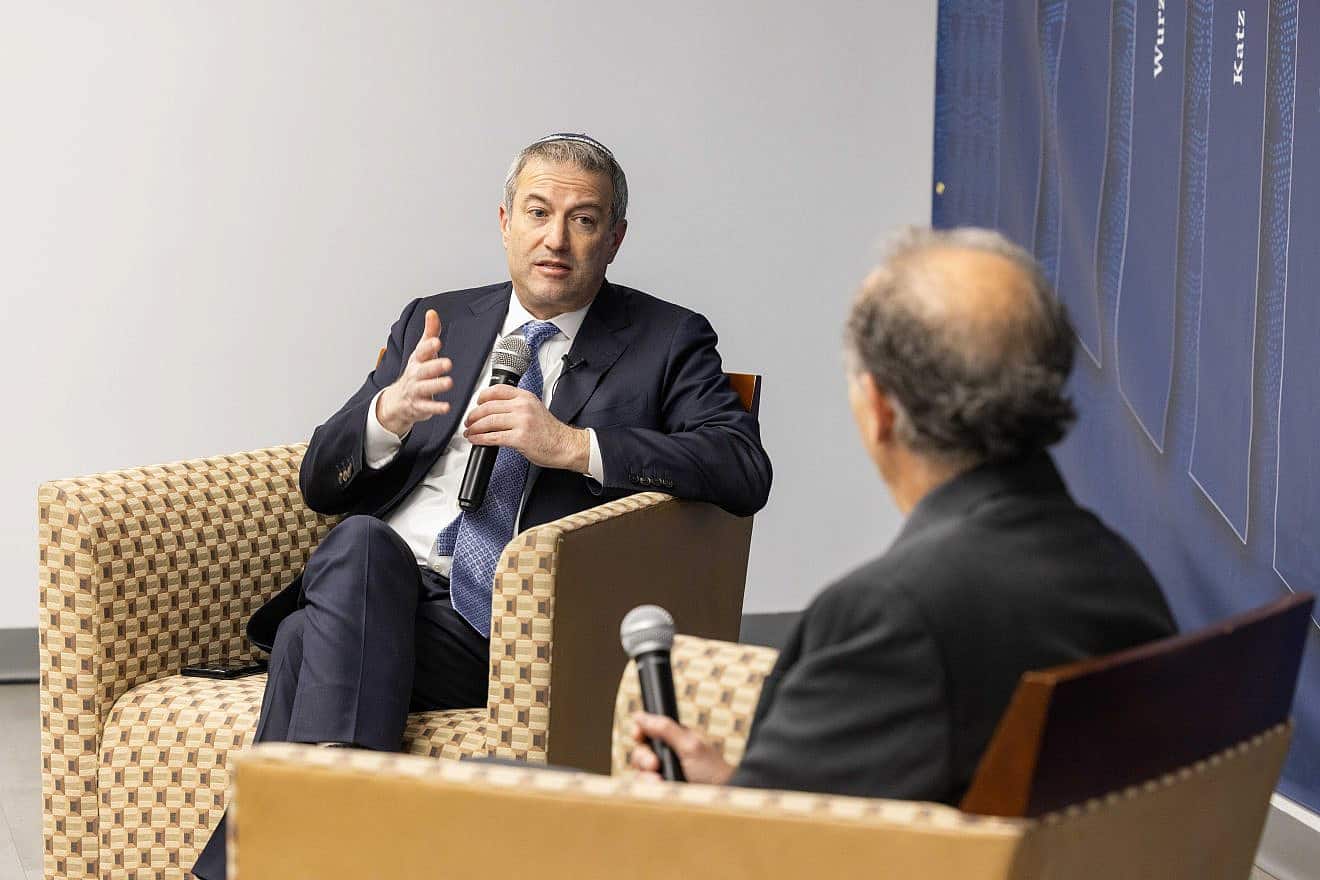 A fireside chat between Rabbi Ari Berman, president of Yeshivah University, and Mauricio Karchmer on the professor leaving MIT to join the staff at Yeshiva. Credit: Courtesy.