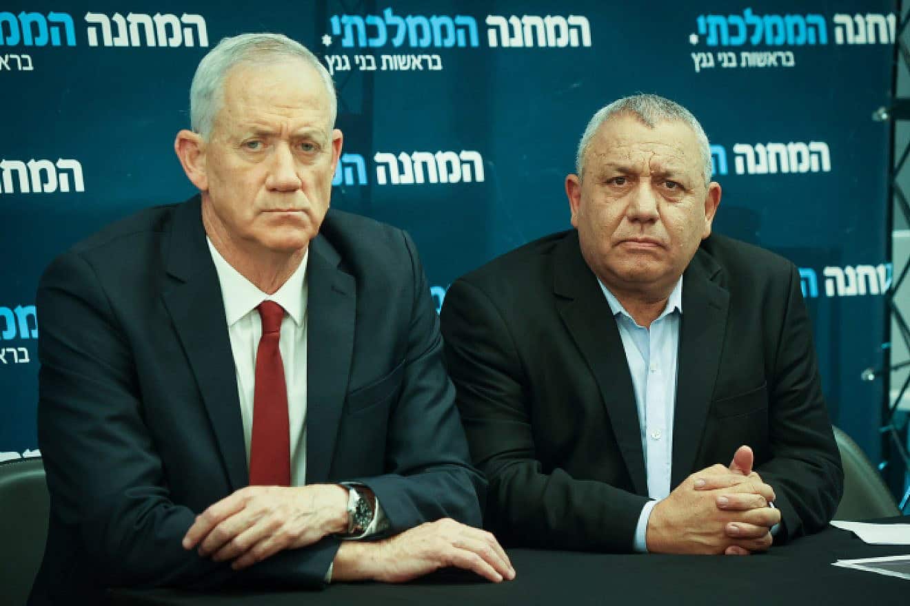 National Unity Party lawmakers Benny Gantz (left) and Gadi Eizenkot hold a press conference in Modi'in, April 16, 2023. Credit: Flash90.