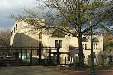 The Israeli embassy in Washington, D.C. Credit: Krokodyl via Wikimedia Commons.