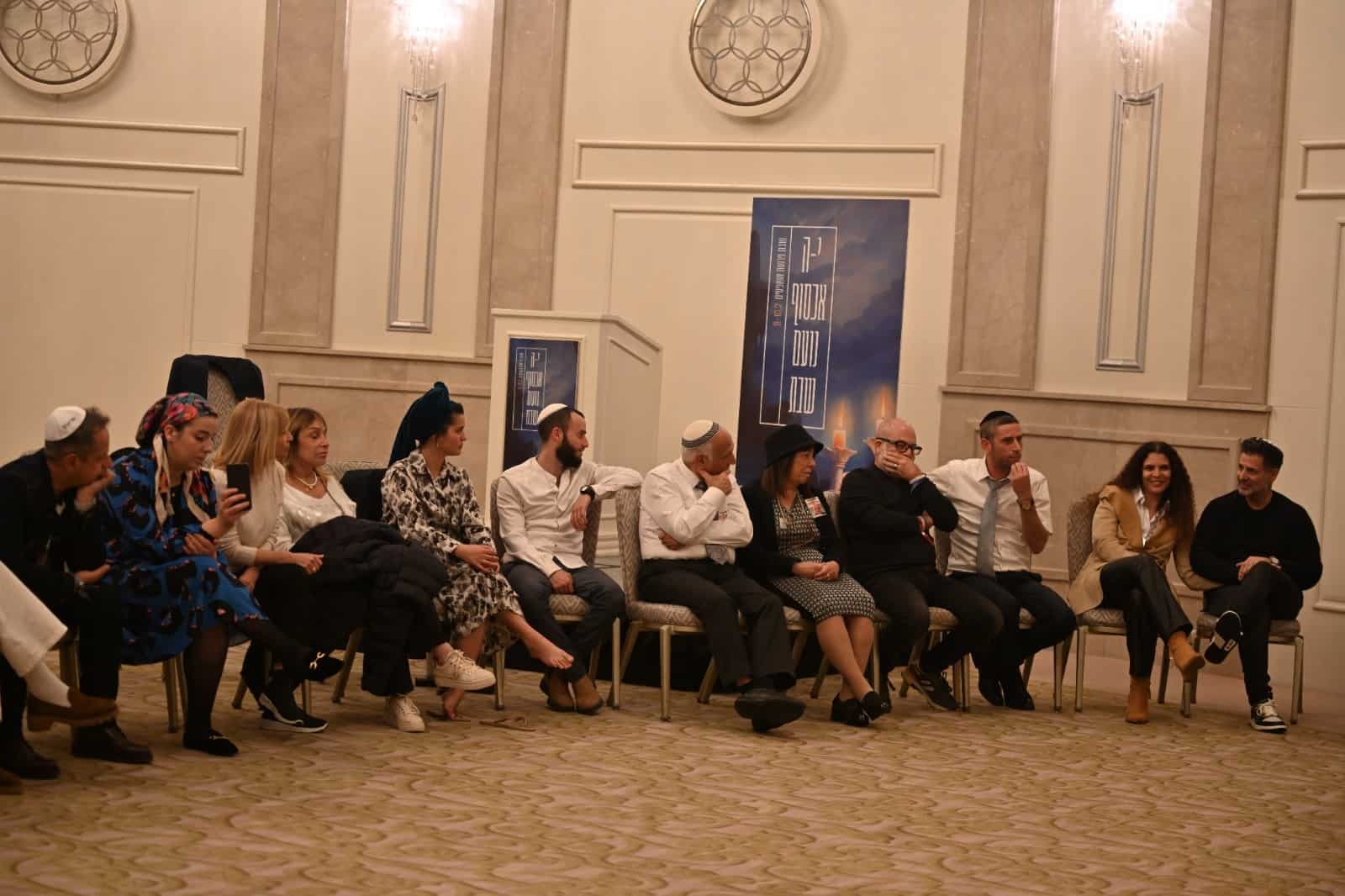 Hostage families embraced in unifying Shabbat in Jerusalem