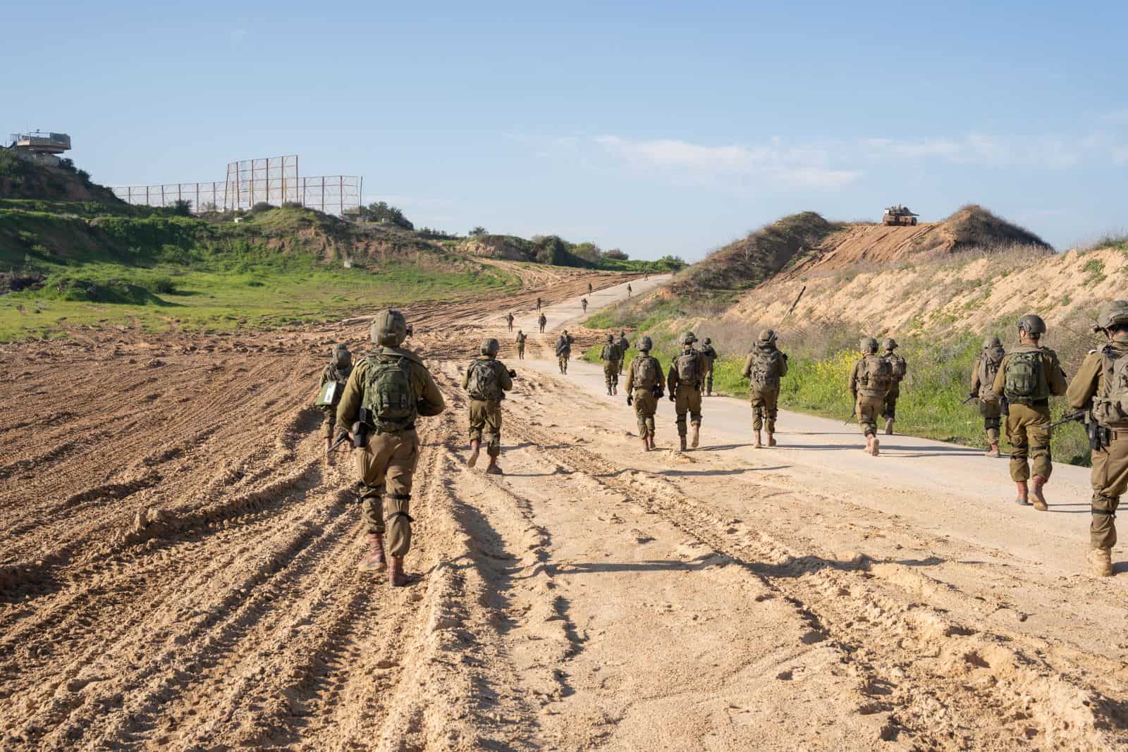 IDF arrests dozens of terrorists during Hamad City operation