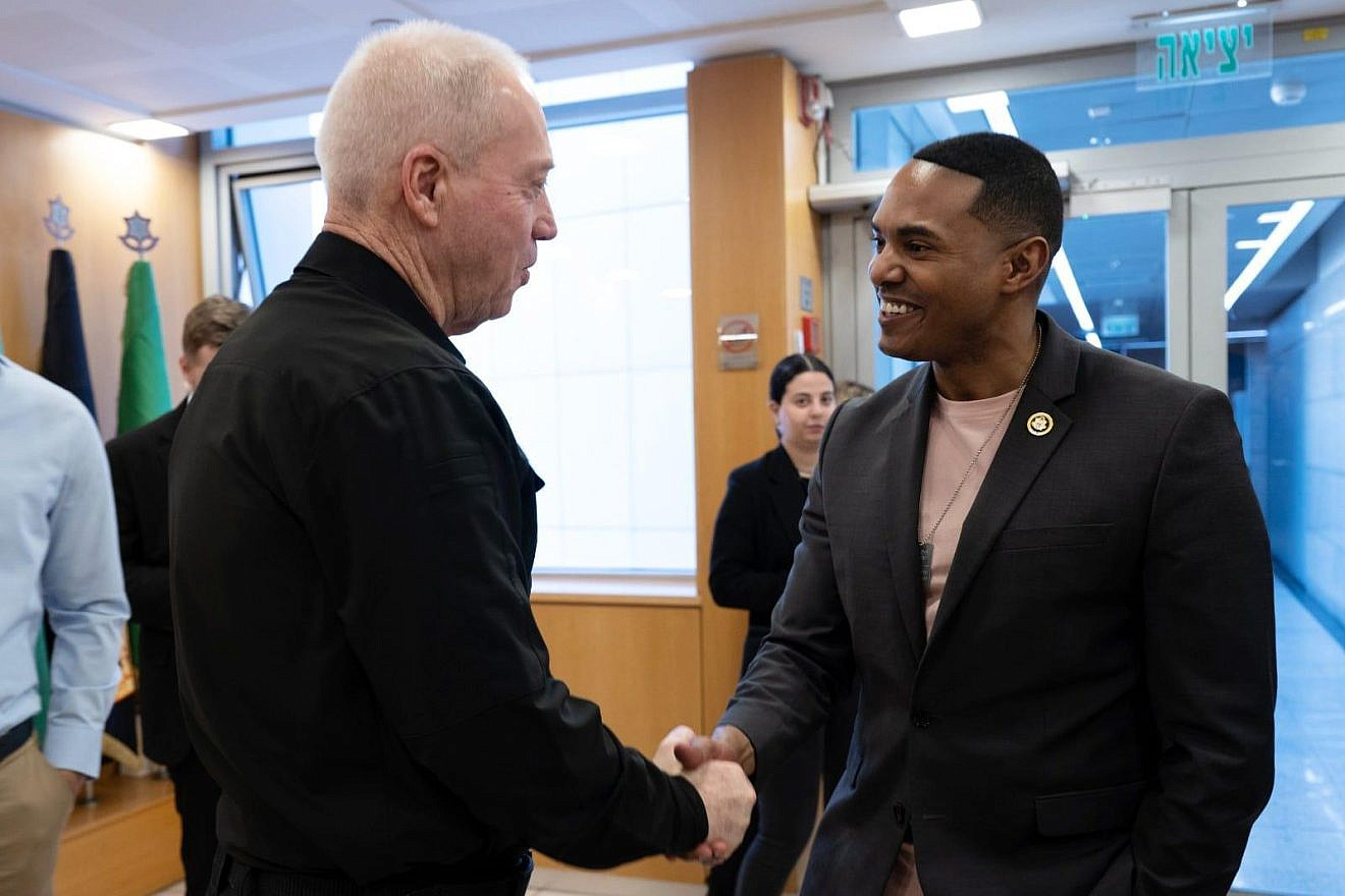 Israeli Defense Minister Yoav Gallant meets with Rep. Ritchie Torres (D-N.Y.)
at the Ministry of Defense headquarters in Tel Aviv on April 2, 2024. Credit: Shira Keinan/Israeli Ministry of Defense.