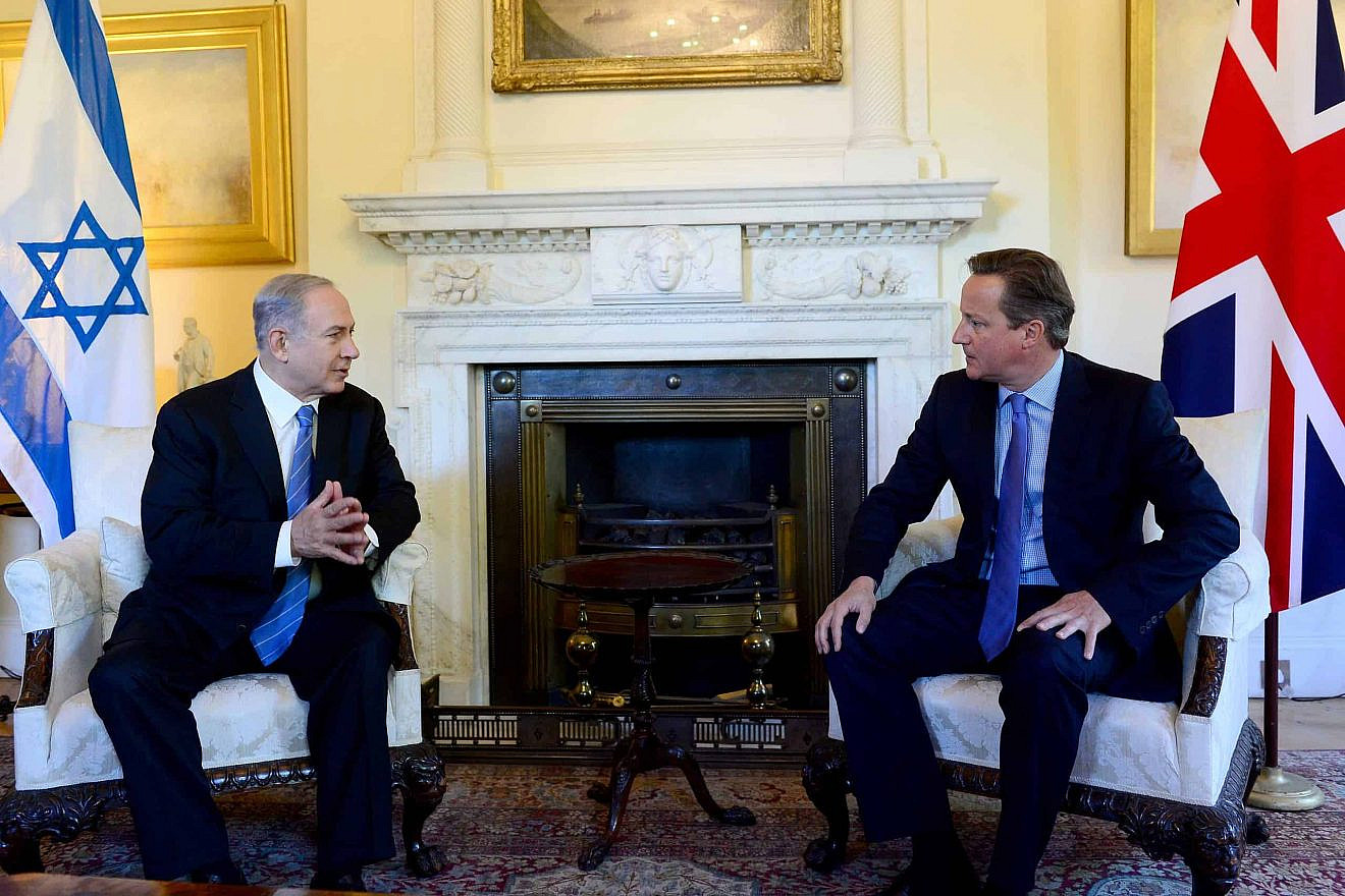 Israeli Prime Minister Benjamin Netanyahu meets with then-British Prime Minister David Cameron at Cameron's office at 10 Downing Street in London on Sept. 10, 2015. Source: Avi Ohayon/GPO/Flash90