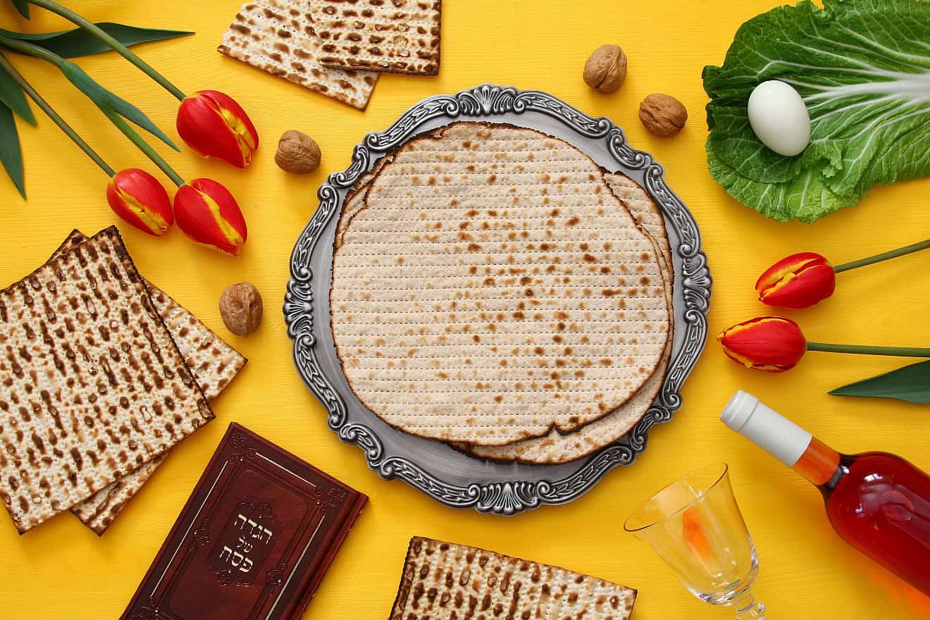 Passover seder table. Credit: Tomertu/Shutterstock.