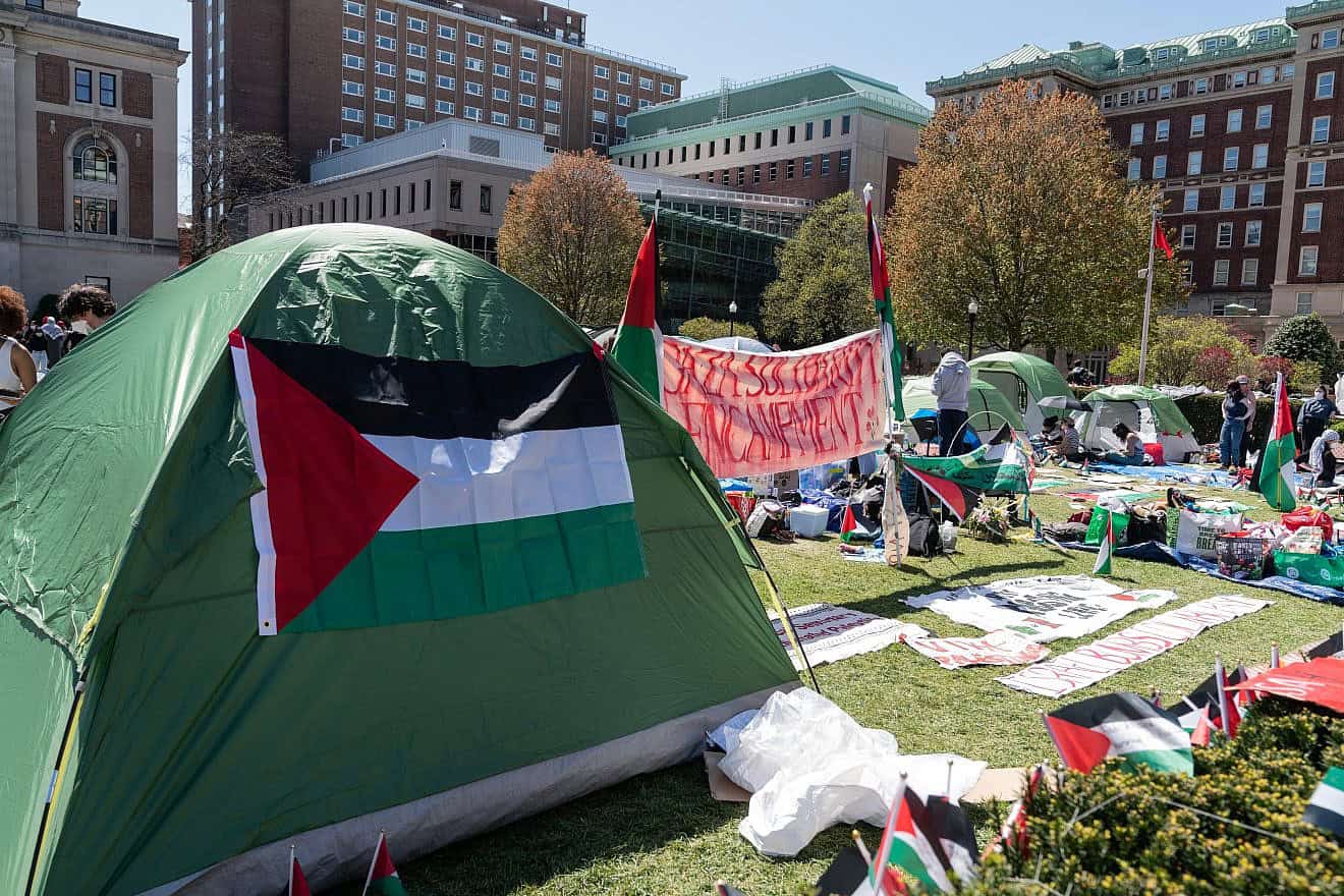 Tent-Encampment-at-Columbia-University-Pro-Palestinian-Protests-1320x880.jpg