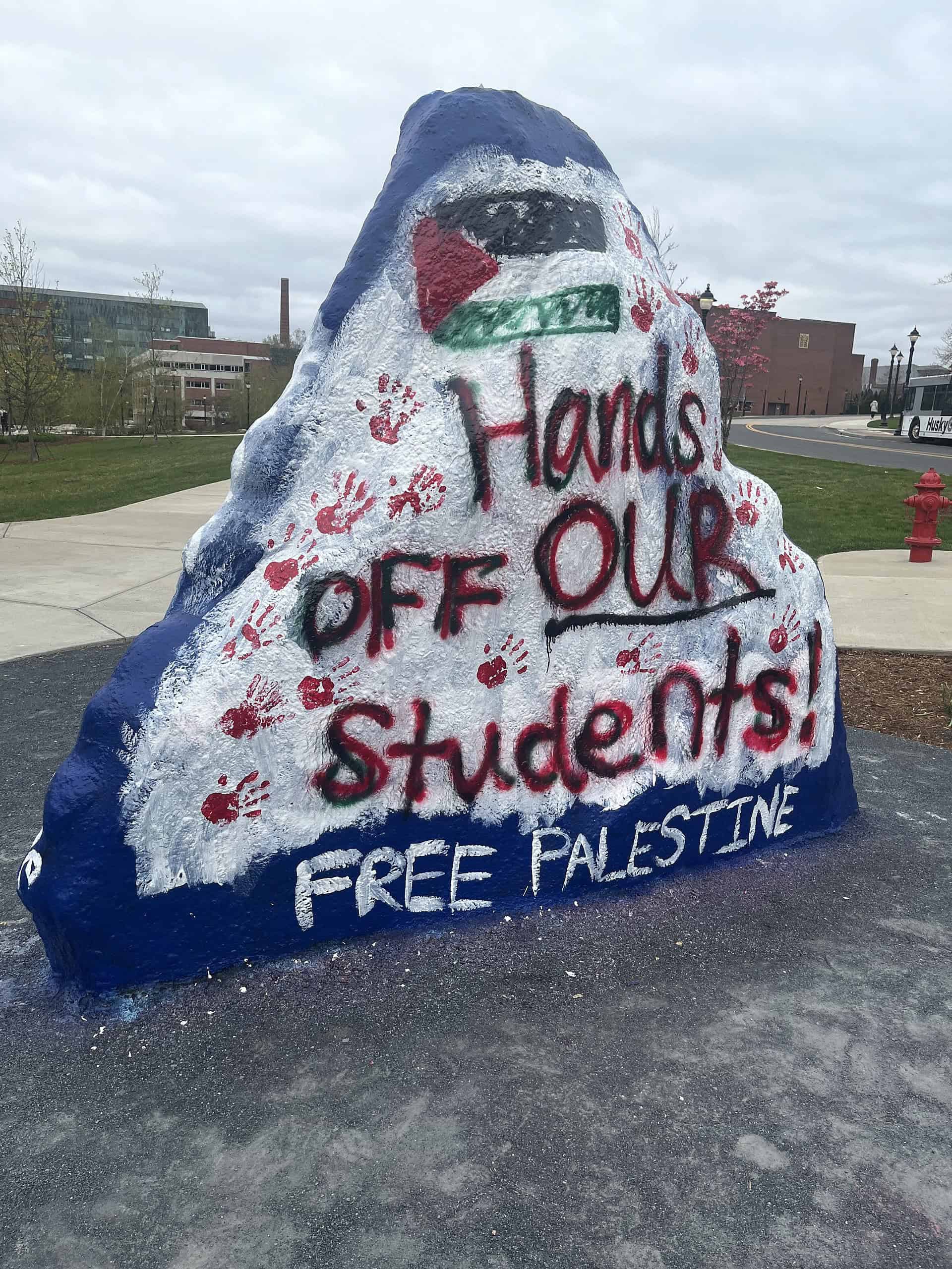 מחאה פרו-פלסטינית, מאהל, אוניברסיטת קונטיקט